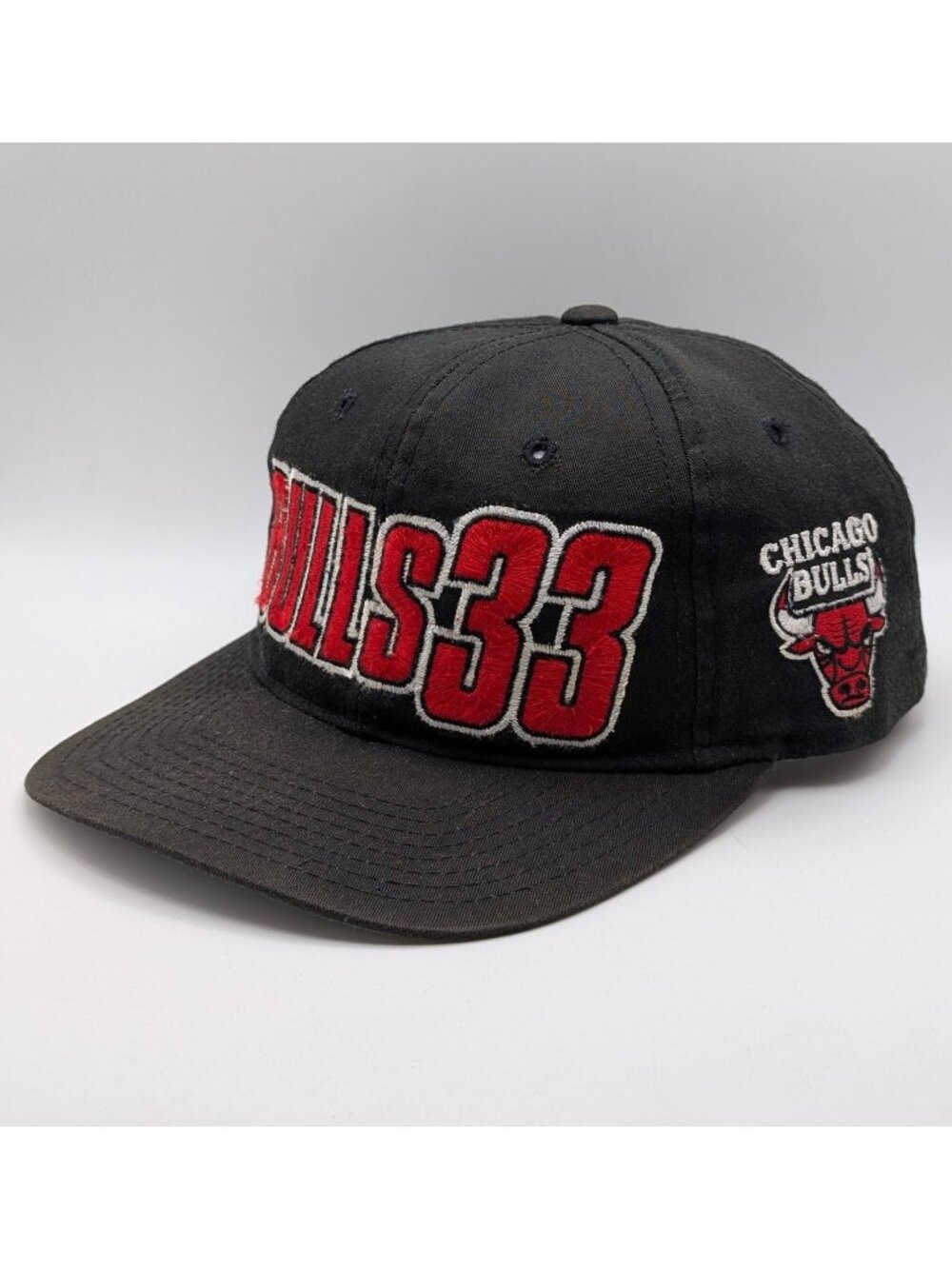 Chicago Bulls #33 Scottie Pippen Starter Black Red Snapback Hat NBA Basketball